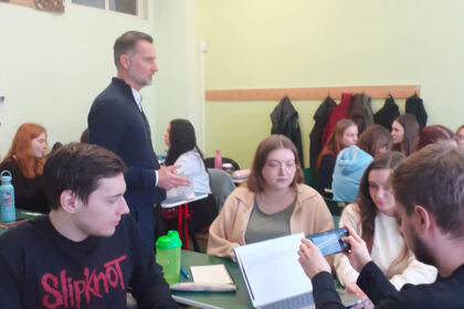 Séria workshopov z firemného prostredia pre študentov anglistiky pokračuje