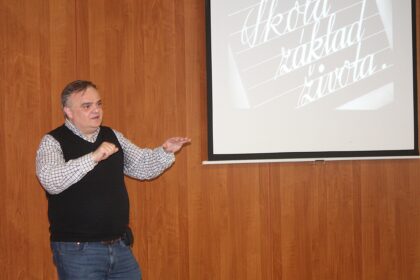 Škola nemá byť továrňou na správne odpovede